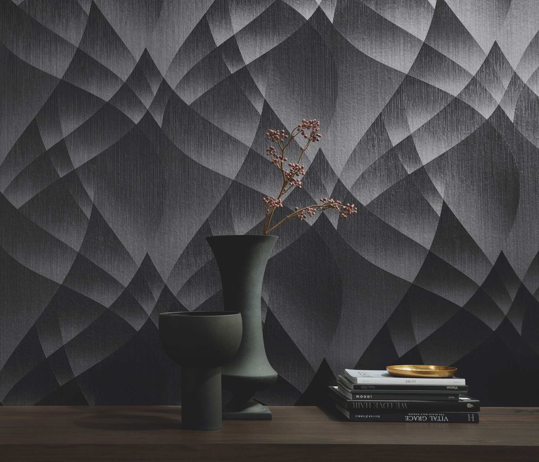 Eerie Black